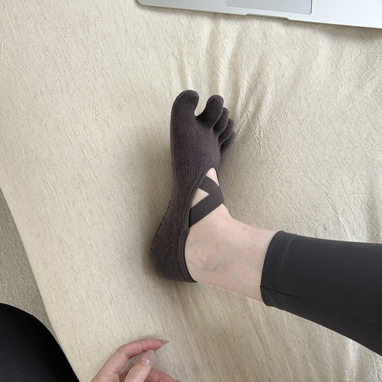 جوارب يوغا نسائية بخمسة أصابع  - مراجعة Home Gym Yoga وسعره