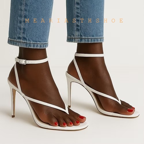 صندل نسائي بكعب عالٍ رفيع مدبب - مراجعة Ankle Strap Attachment وسعره
